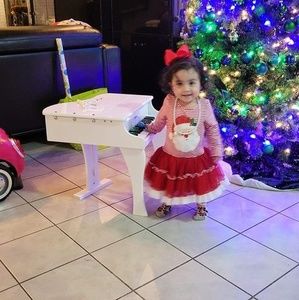 Meet your Posher, Mina